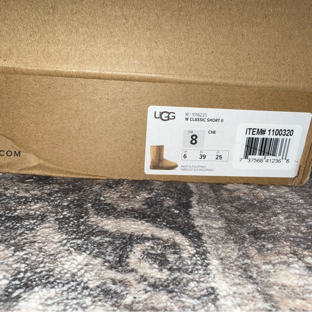 🩷Women’s Size 8 Classic UGG Short Boots Worn Twice - Picture 7 of 8
